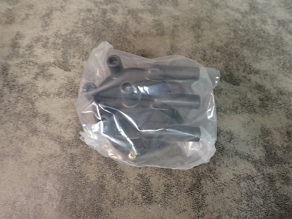 NEW WVE 5D1010 Distributor Cap (G16)