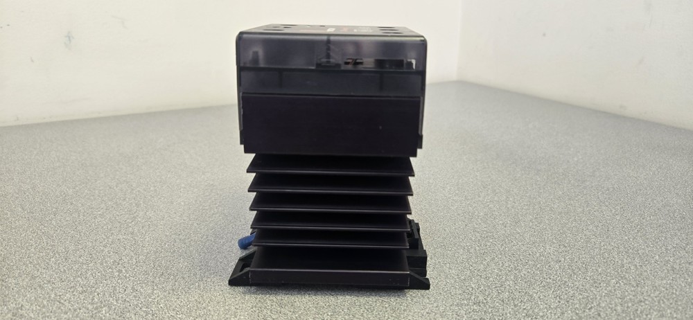 Watlow DIN-a-mite DB2C-2024-C000 20A 240V Solid State Watlow Controls