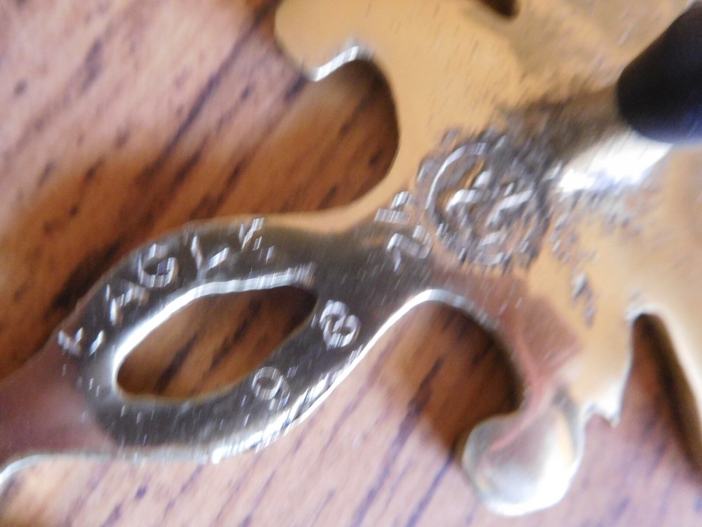 Vintage Solid Brass Eagle Trivet with Heart & Leaf Design~ 9x6 ~ FREE SHIP~ Nice