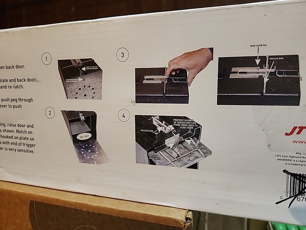 CATCH RELEASE SKUNK TRAP