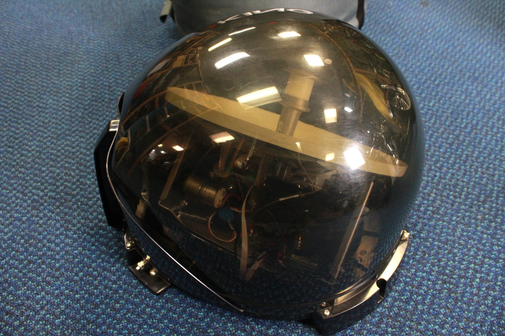 King Quest Pro Satellite VQ4800 w/ Bag