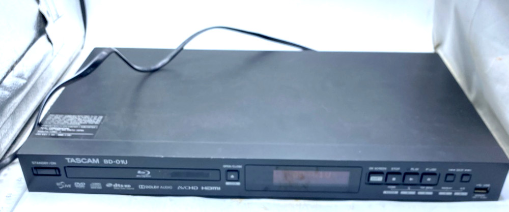 Tascam Rack Mountable Professional Studio DVD Player BD-01U