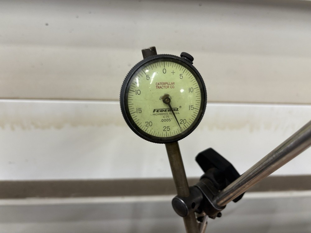 Federal Dial Indicator C7I (.0005") With magnetic base