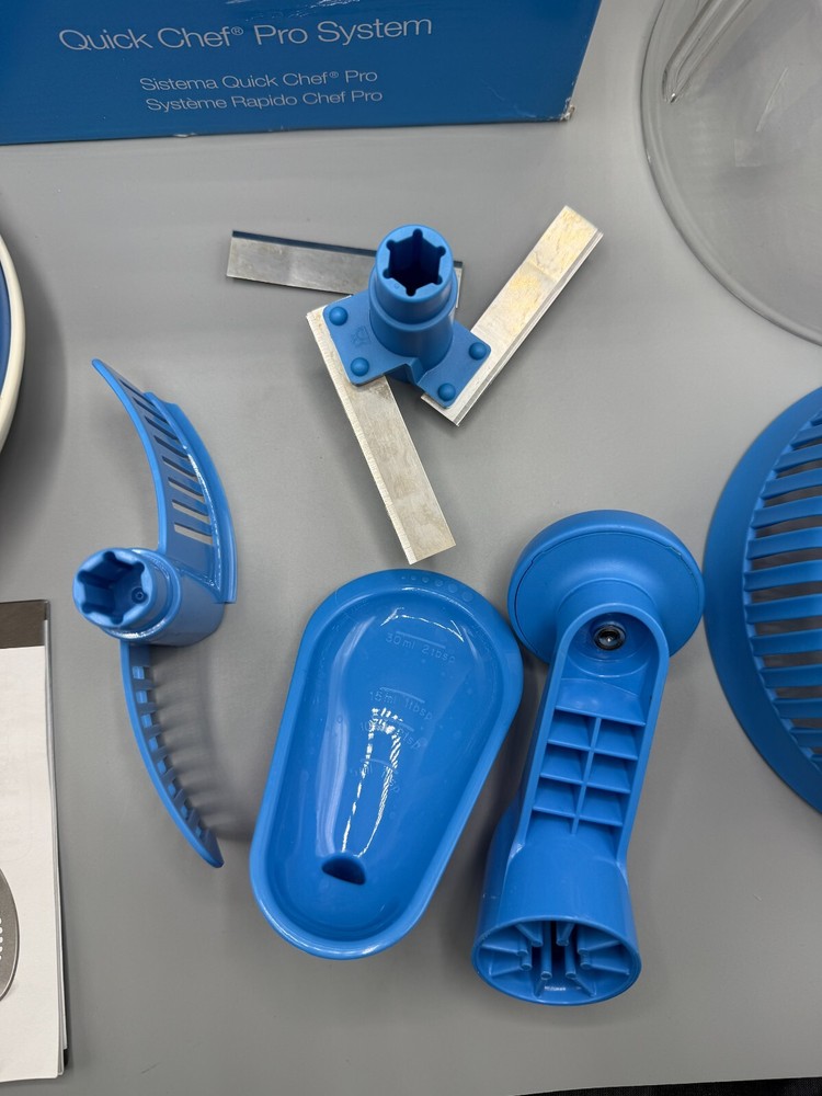 TUPPERWARE Quick Chef Pro System Blue Manual FOOD PROCESSOR Chopper
