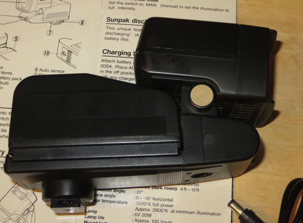 Sunpak CV-20SA Auto Sensor Video Light - Tested and Working