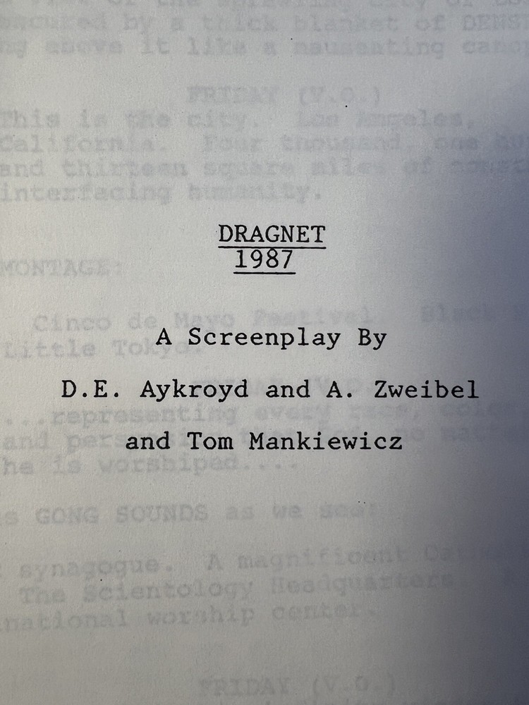 Dragnet 1987 - A Screenplay by D.E. Aykroyd - & Mini Badge + More - B3