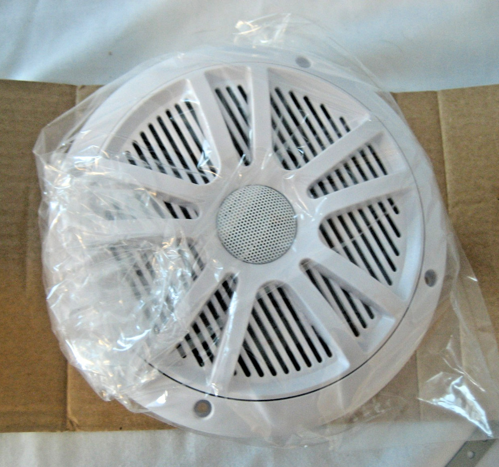 Boss MR1309UAB Marine Audio System
