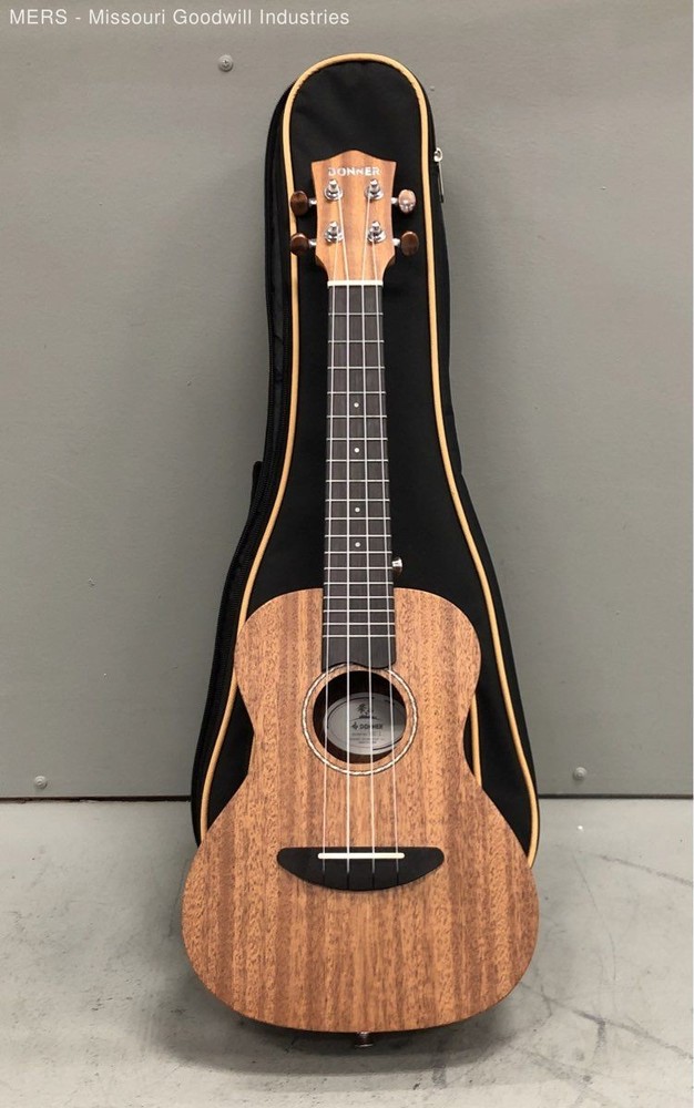 Donner DUC-1 Ukulele with Gig Bag