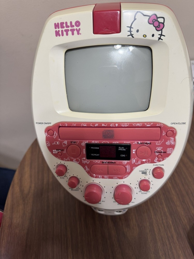 Hello Kitty CD Karaoke System With Screen