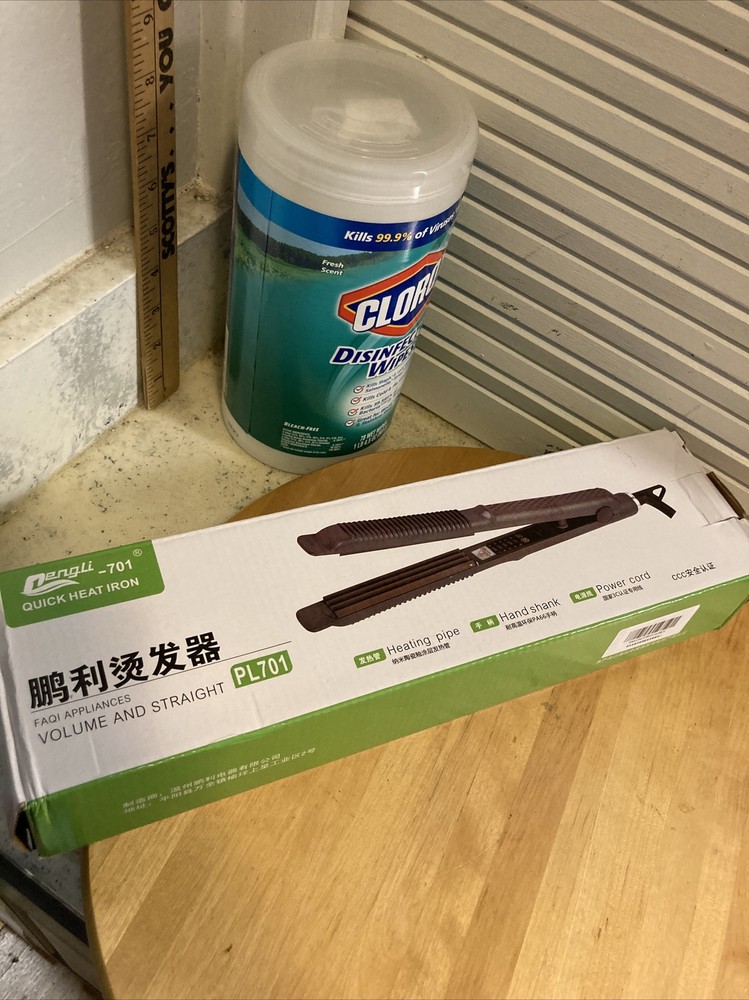 Flat Iron Quick Heat Iron Volume & Straight PL701