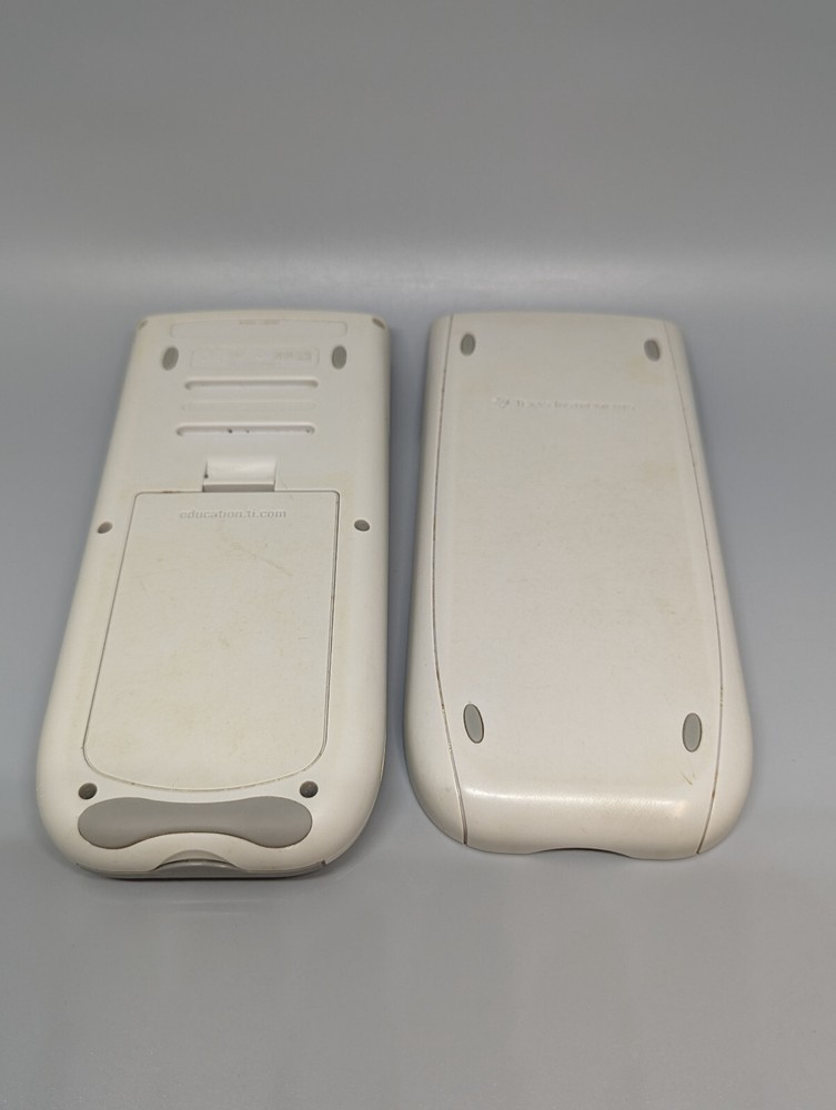 Texas Instruments TI-84 Plus Silver Edition Graphing Calculator (Tested/Working)