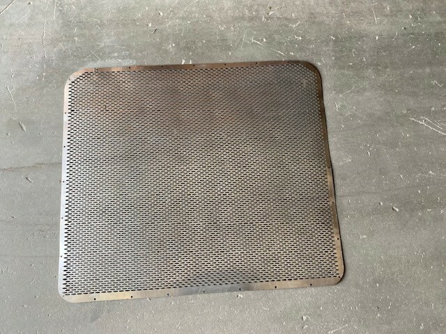 PETE SS PUNCHED OVAL HOLE GRILLE INSERT