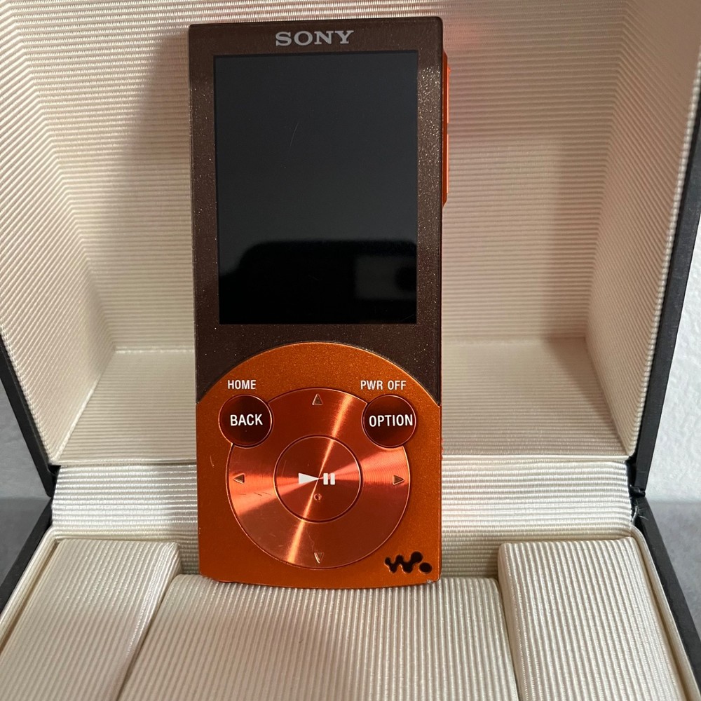 SONY walkman  NW- S644 orange
