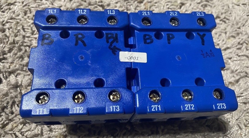 Kraus & Naimer KG80 Switch