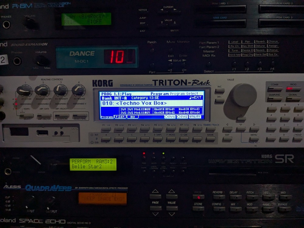 KORG TRITON Rack LUX Custom ASTN LED Display !