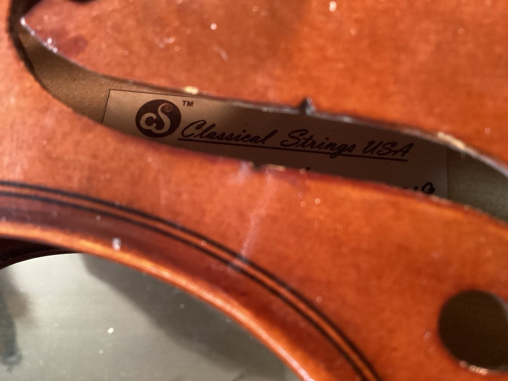 Classical Strings Violin 2019 Model VL70 Size 1/4 with Case & Bow Excellent