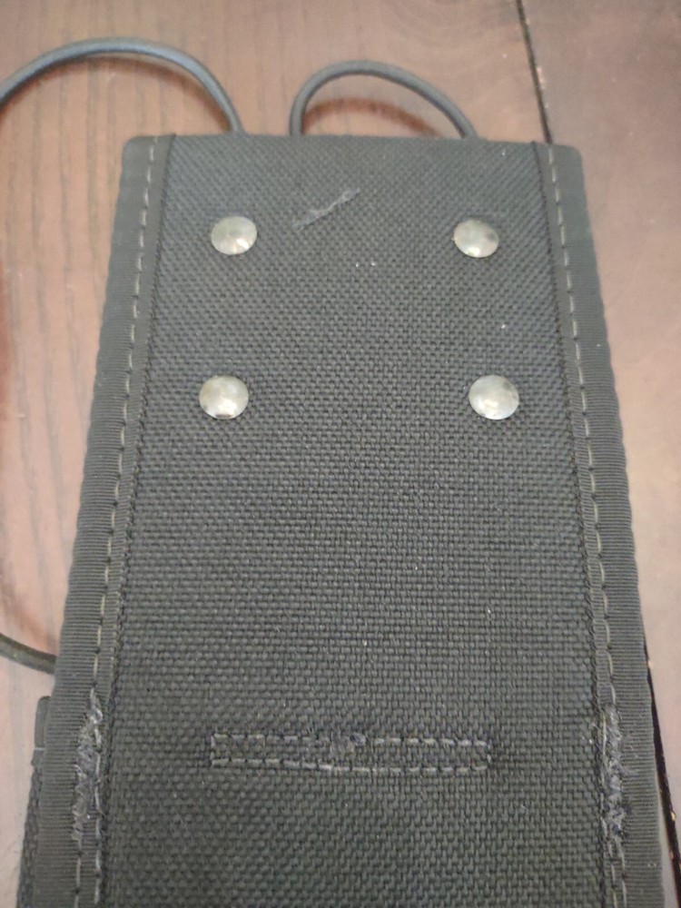 Uncle Mike's 8897-1 Black Laminated Radio Case w/ Fixed Belt Loop - Size 1