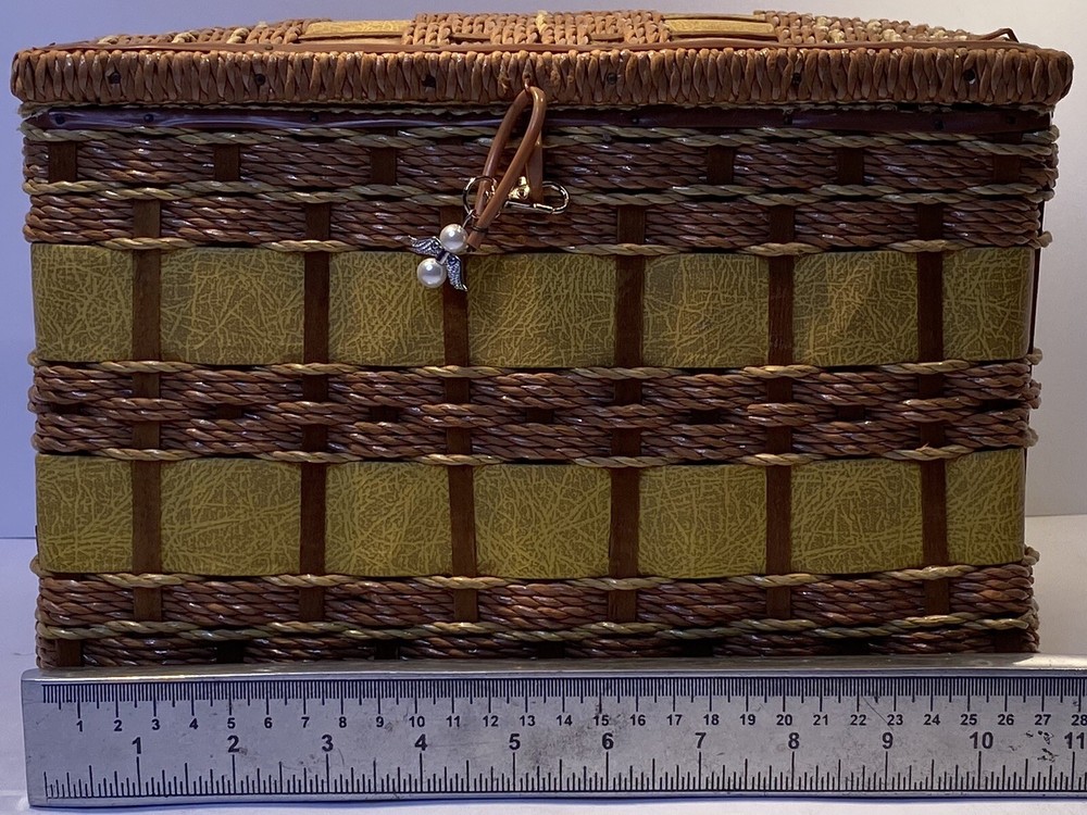 Large Wicker Sewing Basket Notions Keepsake Kit