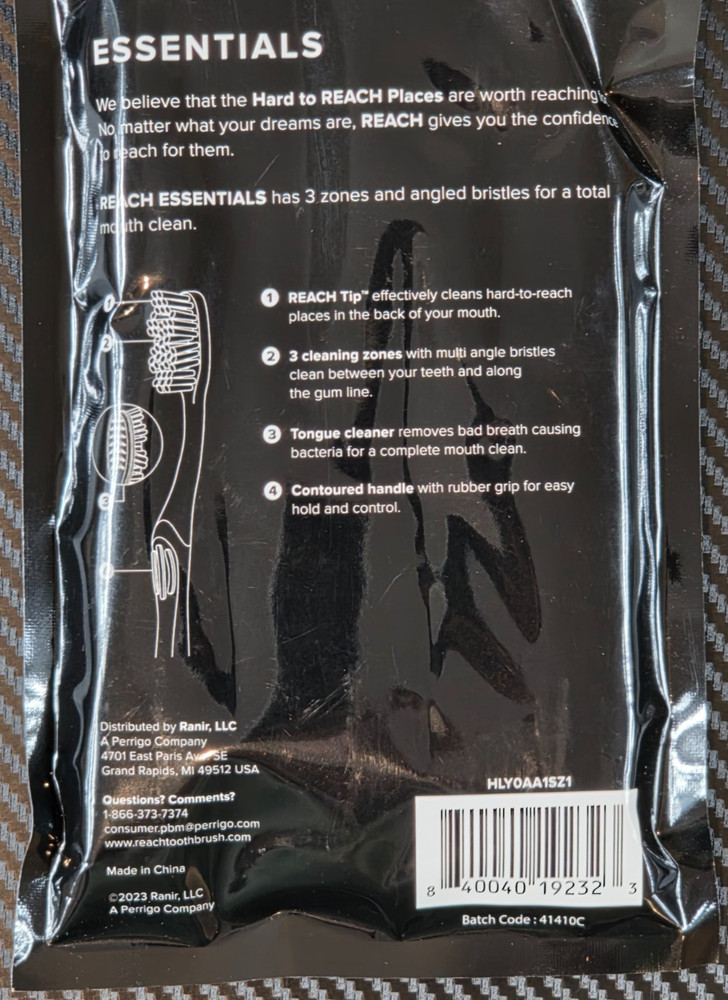 Reach Essentials Toothbrushes Value Pack Soft 6 Count With 5 Free Brush Caps