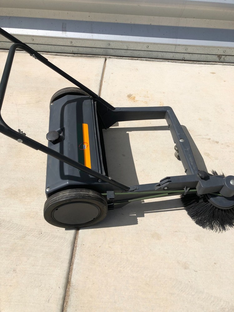 NSS SIDEWINDER 27 SWEEPER Side Broom, Push Sweeper