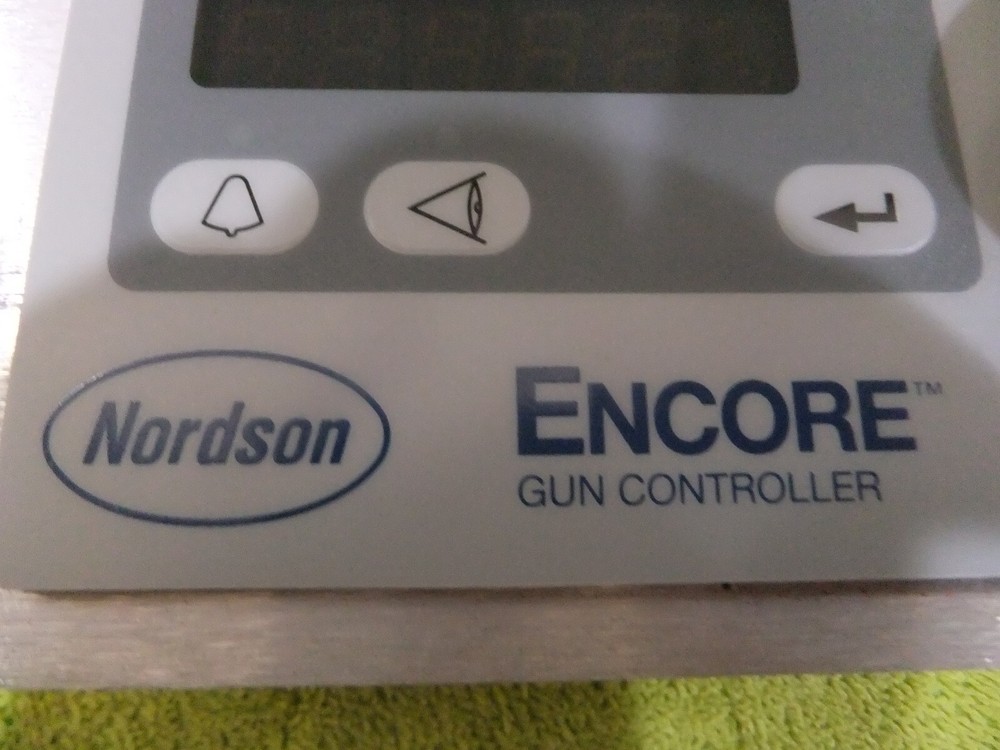 Nordson Encore main gun controller front panel