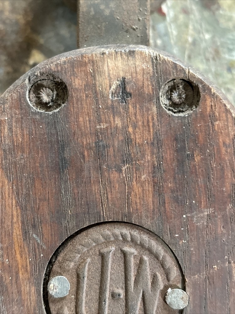 UW Wooden Pulley 4