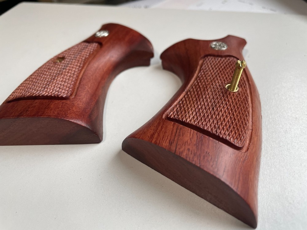 New Handmade Smooth Grip for S&W K/L Frame Round Butt Grip Open back Strap