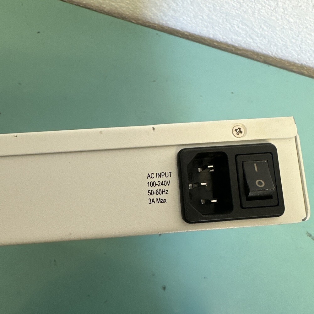Fortinet FortiGate FG-200D 16 Port Network Security Firewall w/ Rack Ears
