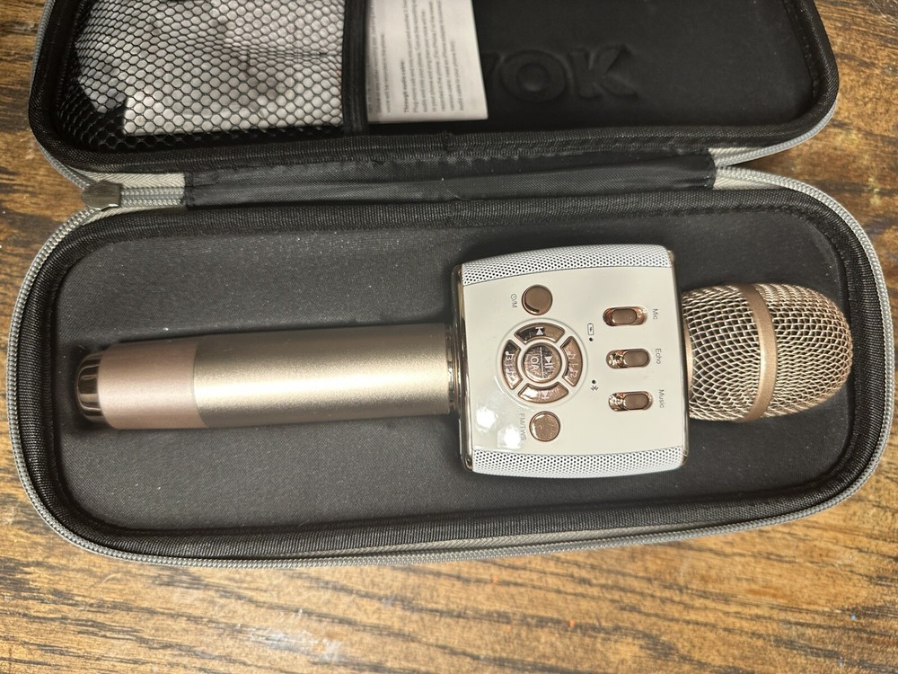 Rose Gold Bluetooth Handheld Karaoke Microphone Bonoak