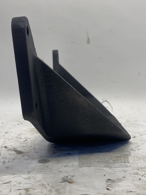 2008 Cummins ISM DPF Engine Mount 3819975 (548-13399)