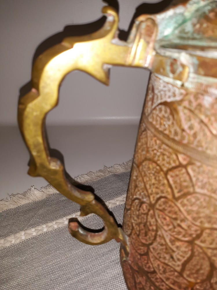 FANTASTIC ANTIQUE MIDDLE EASTERN DALLAH COFFEE POT- COPPER BRASS