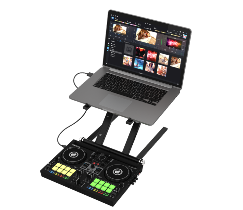 Reloop BUDDY Compact 2-Channel DJ Controller for Algoriddim djay