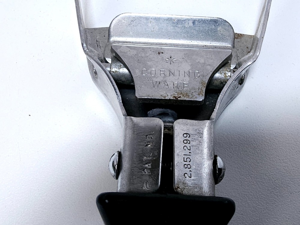 Corning Ware Detachable Handle Black Bakelite Vintage Cookware Accessory