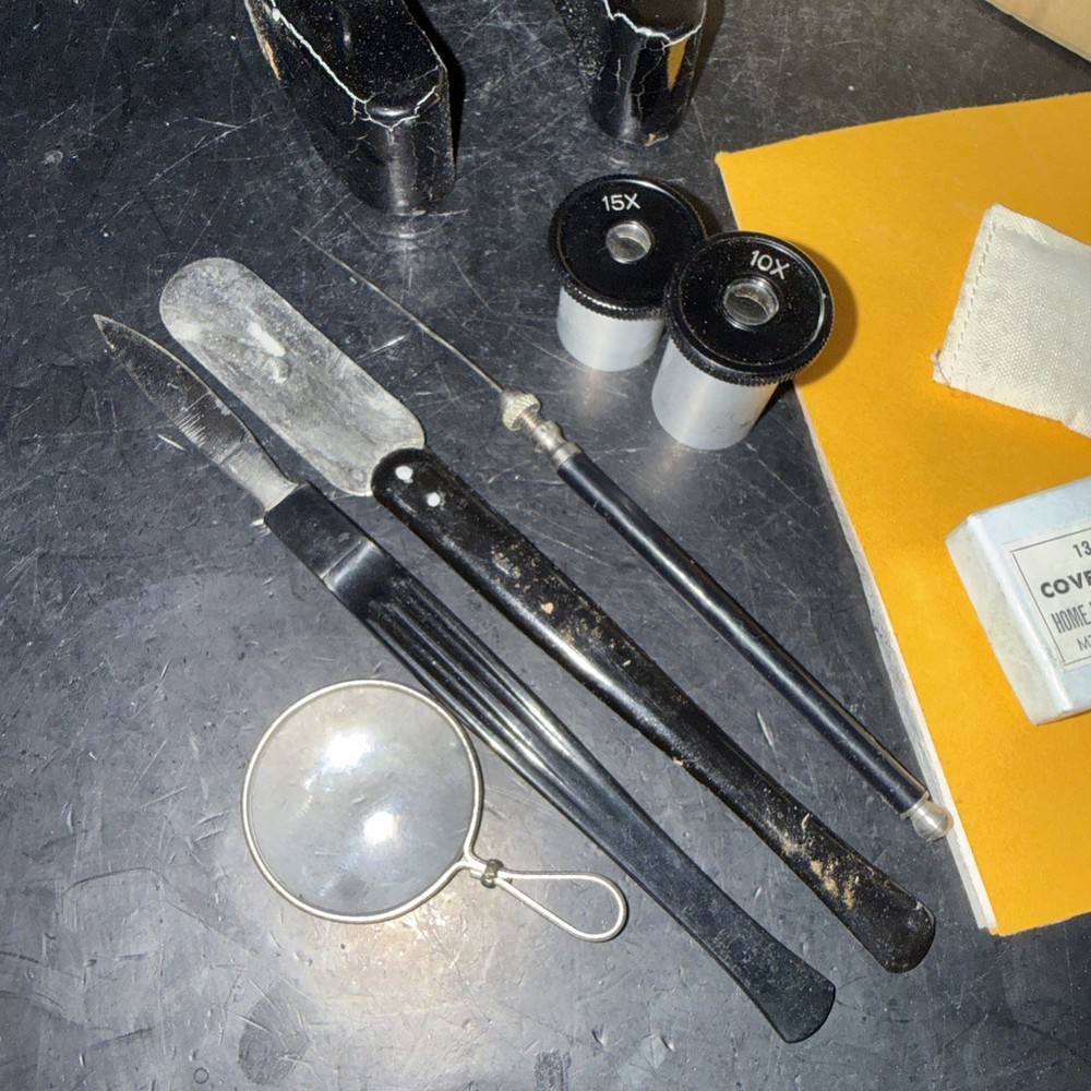 Tasco Deluxe Microscope with Wooden Case