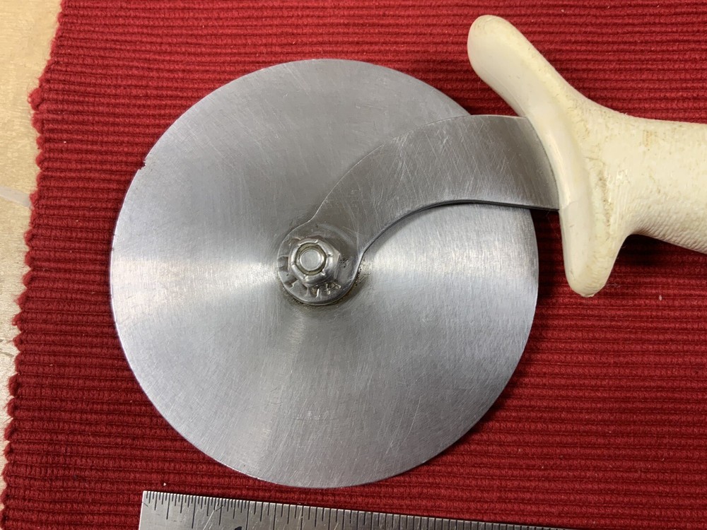 Dexter Russell Sani-Safe White Handle 4 Pizza Cutter