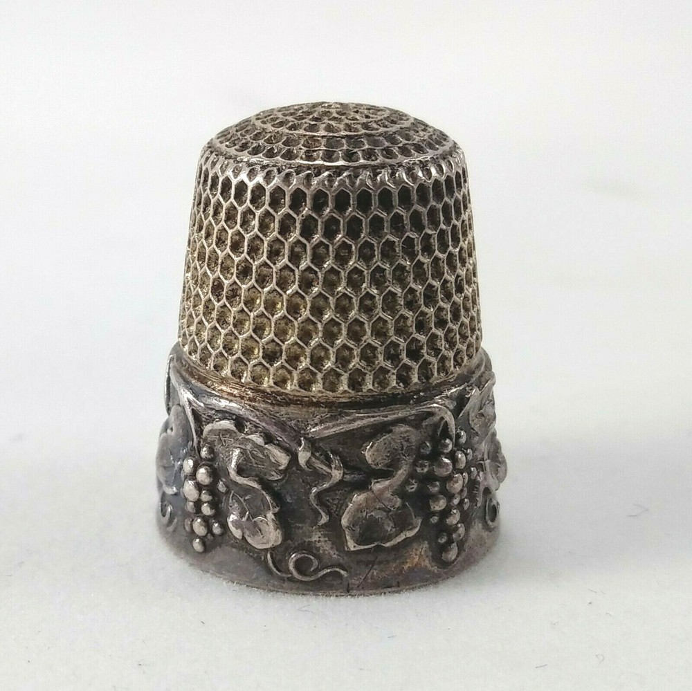 Antique Grape Grapevine Simmons Sterling Silver Thimble - Has Mono "Mc" - Size 9