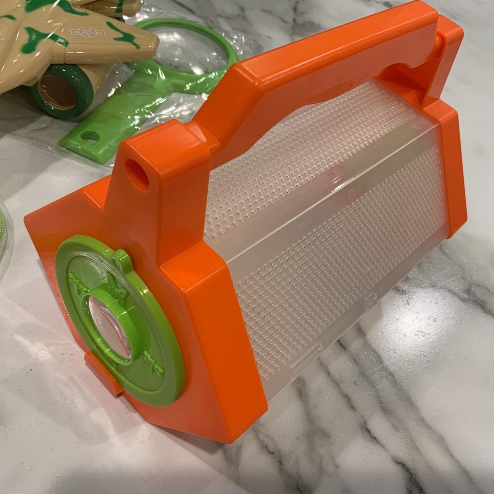 Kids Bug Catcher Kit Binoculars, Magnifying Glasses, Bug Container, Nets, Insect