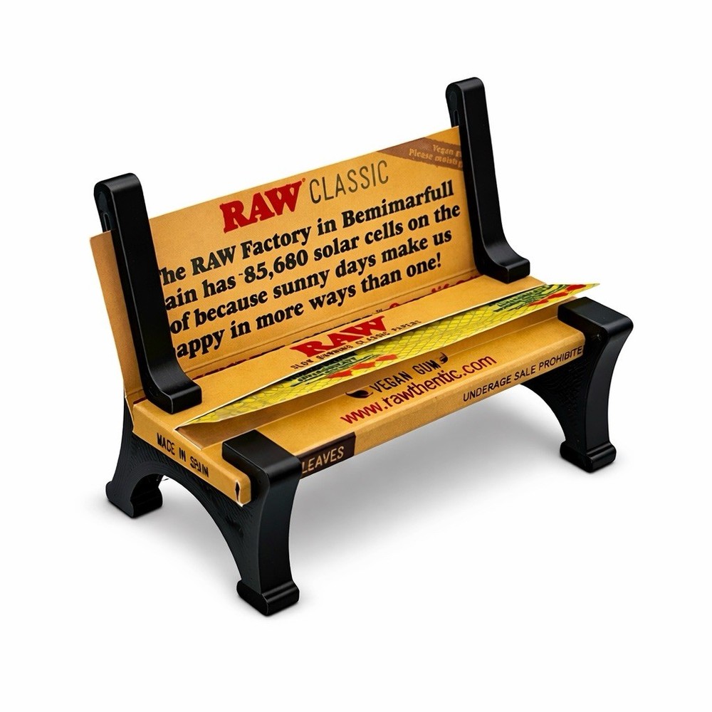 RAW Classic Slow Burning Papers + Black Rolling Paper Bench Display (2 PACKS)