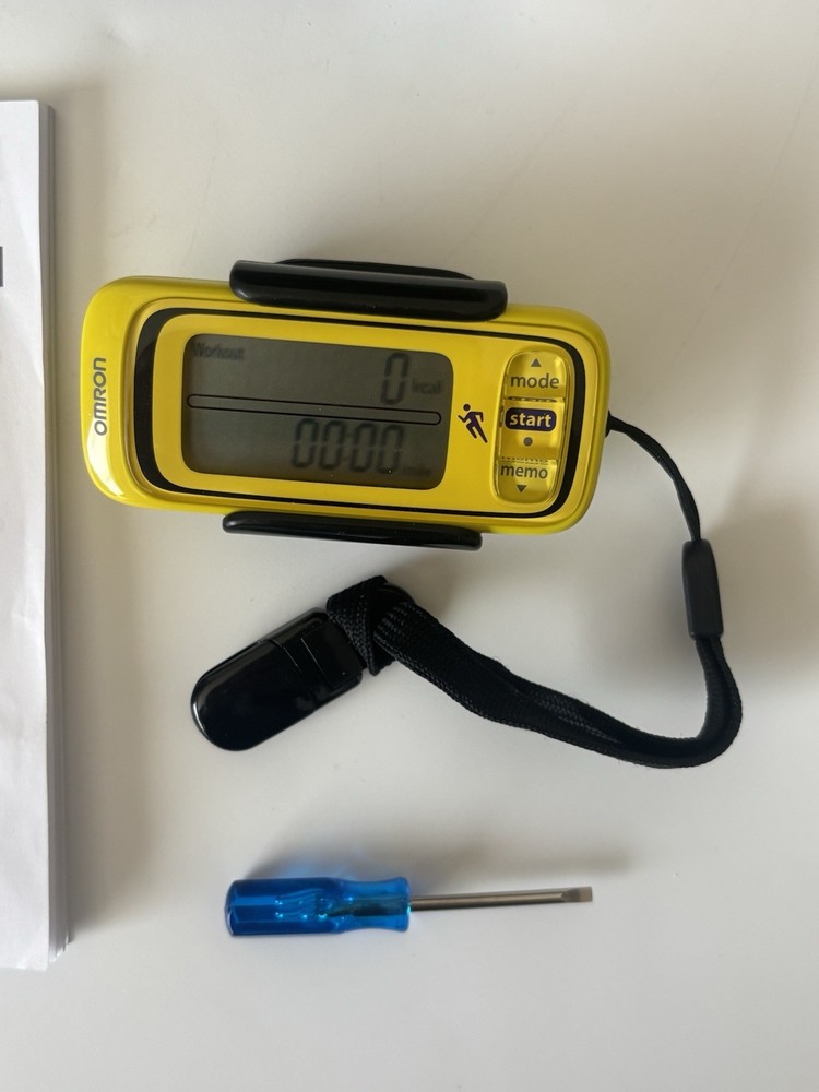 Omron Go Smart Pace/Distance Tracker HJA-301