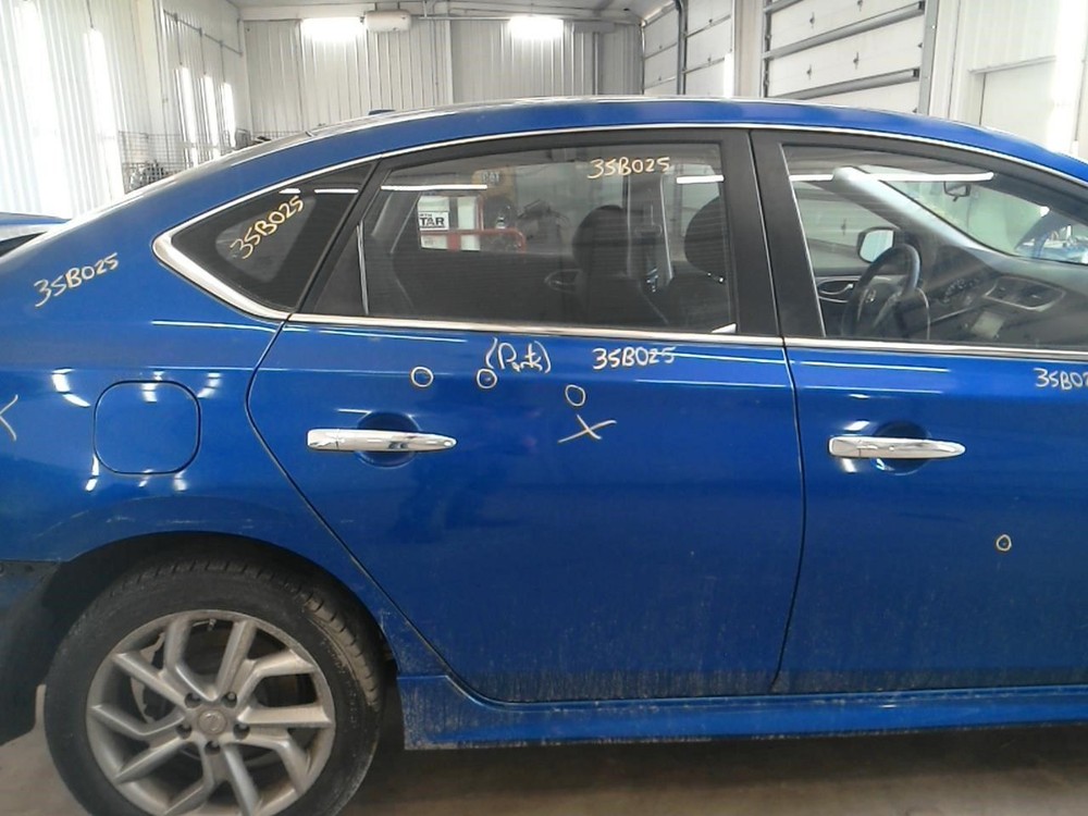 Passenger Right Front Spindle/Knuckle Fits 11-25 LEAF 104965190