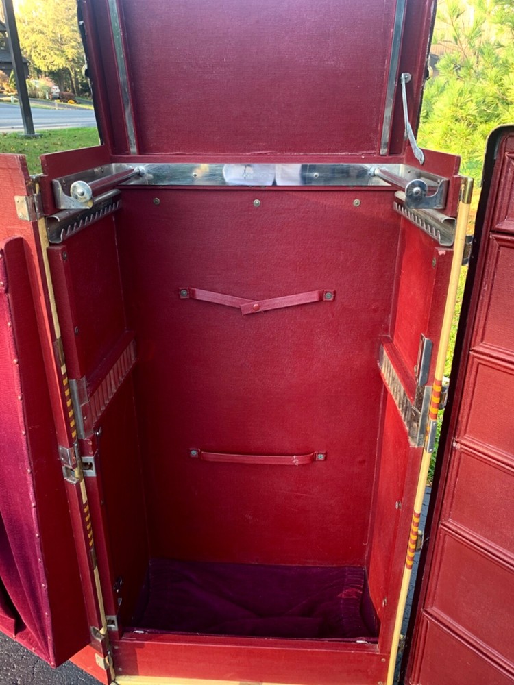 Antique Oshkosh Steamer Trunk American Craftsmanship