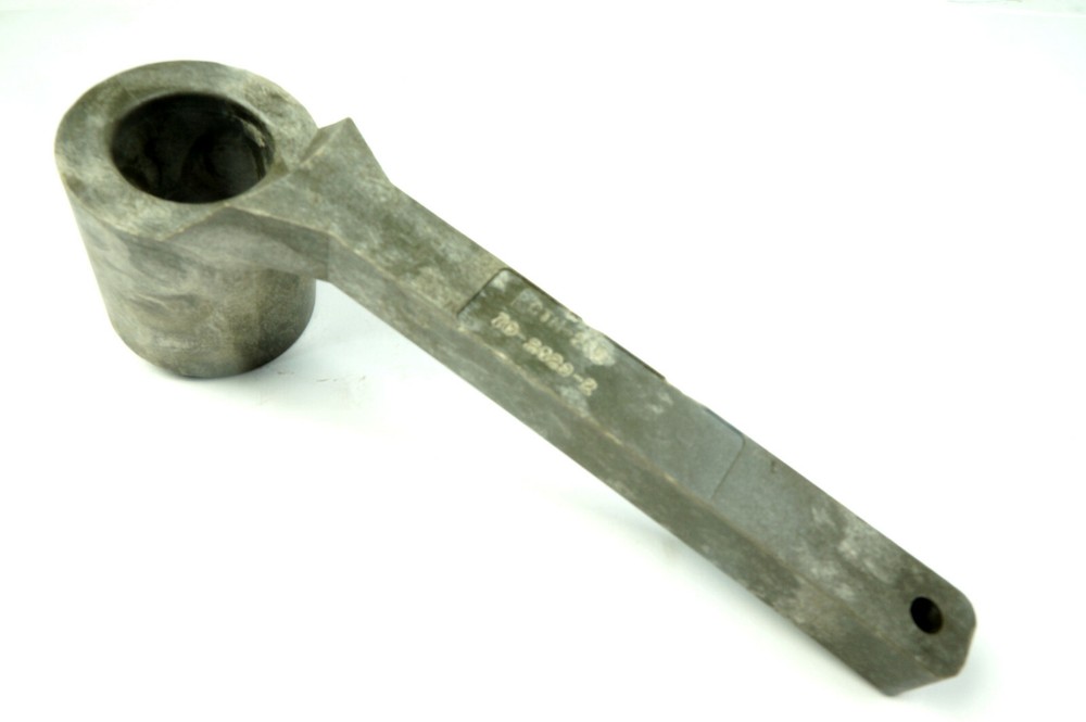 1 11/16" Electrical Box Deep Socket Wrench, Insuated offset single head 12 Pt