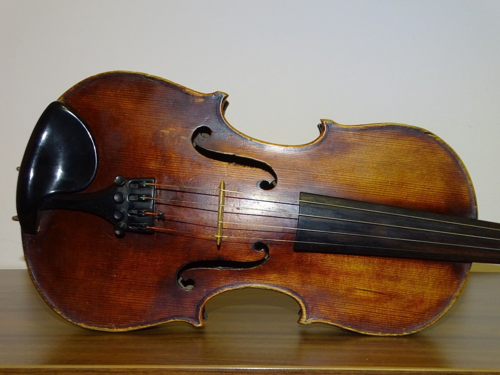 4/4 VIOLIN labelled JACOBUS KOLDITZ (Nr. 011)