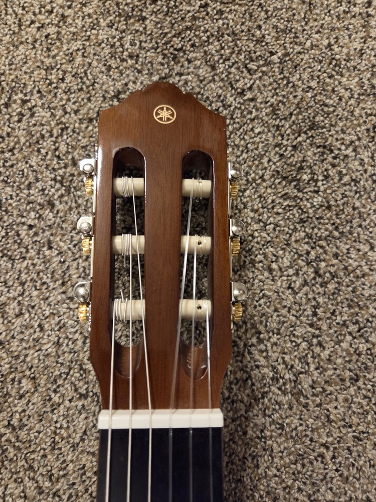 Yamaha C40 Classical Guitar Natural