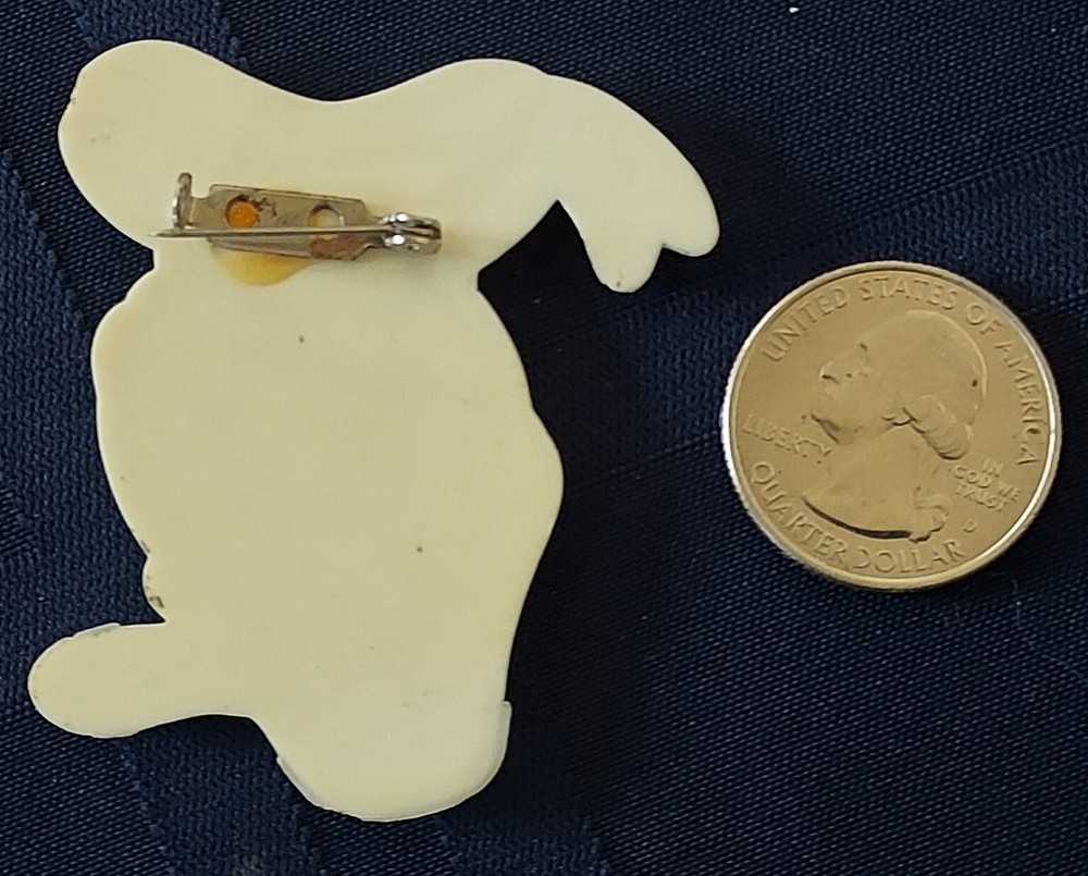 Vintage Donald Duck Plastic Pin
