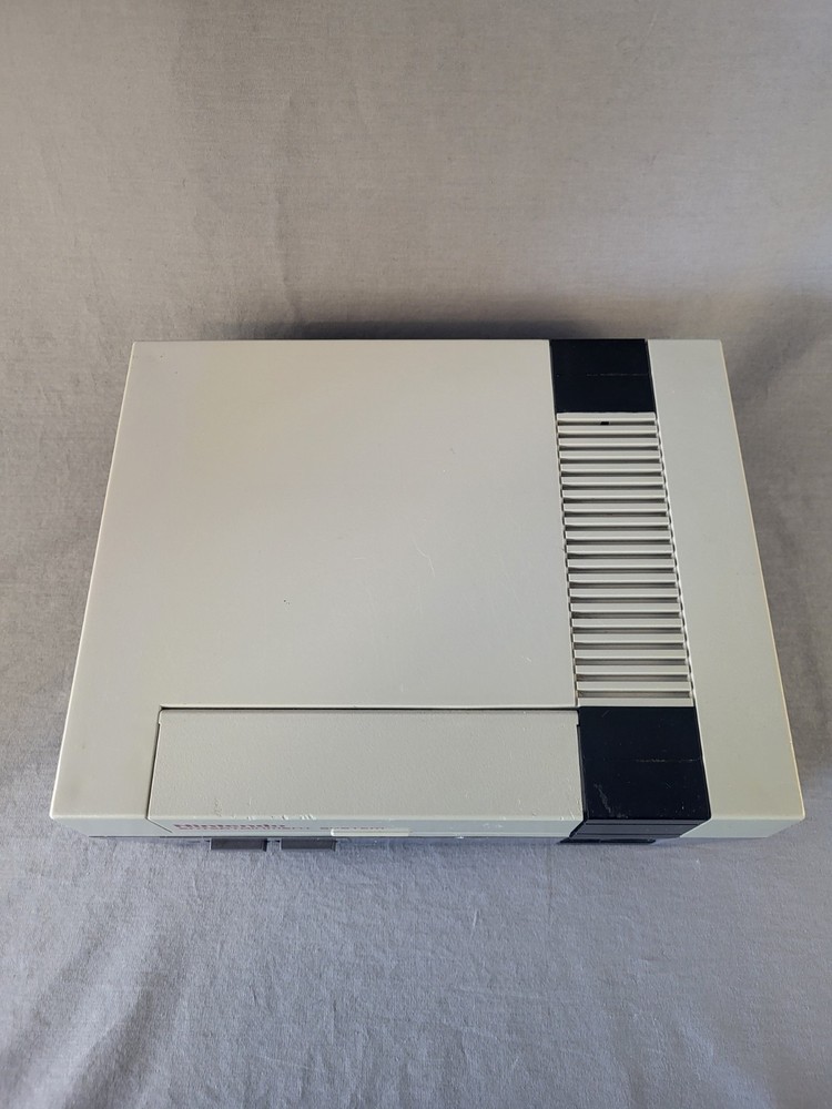 Nintendo NES Console - NES-001 - Cords & Controller - Tested - Pins Cleaned!