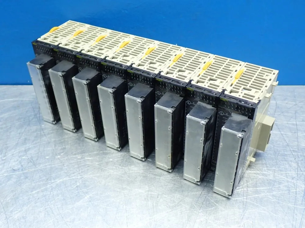 OMRON 16-POINT OUTPUT MODULE, 8PCS CJ1W-OD212