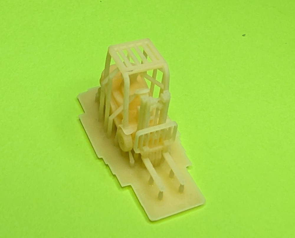 N Scale Forklift Forktruck N1035