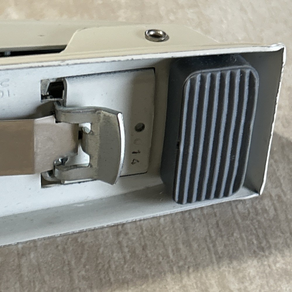 Vintage Swingline Stapler Model 711 5" Mini White/Off White