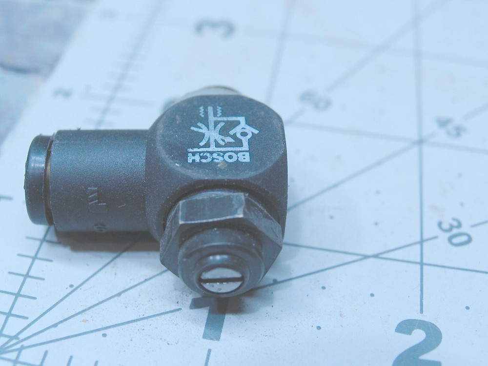 ( BOSCH) Adjustable Valve speed Controller 1/4" Tube Fitting